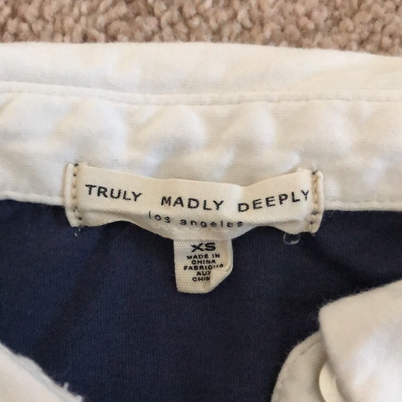 Truly Madly Deeply UO polo shirt size XS - Picture 2 of 4
